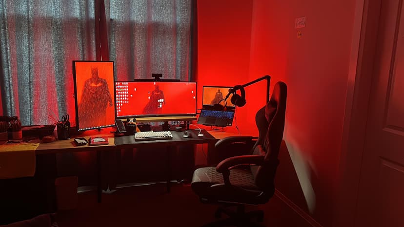 S4rthak Gupta workspace red